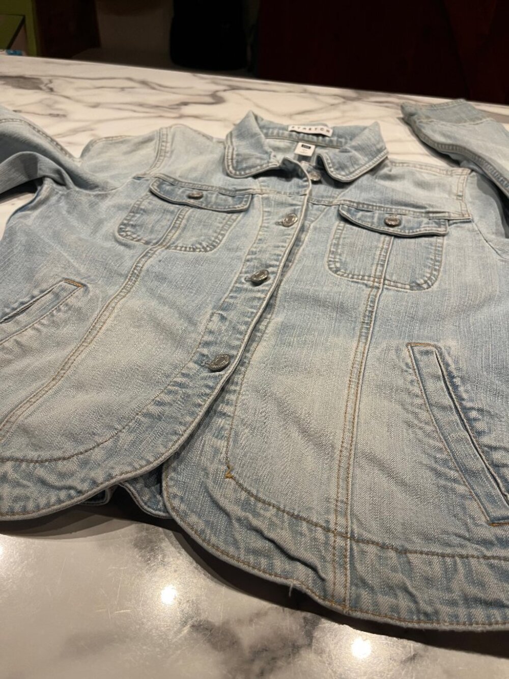 Gap Light Wash Stretch Denim Jacket Curved Hem Y2K Boho Fitted - Large